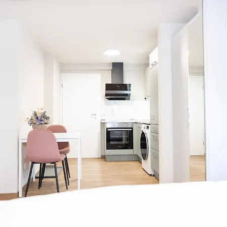 Aparthotel House Of Blooms 4*