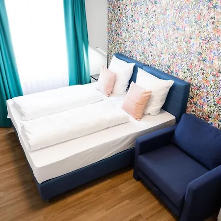 House Of Blooms 4* Fulda