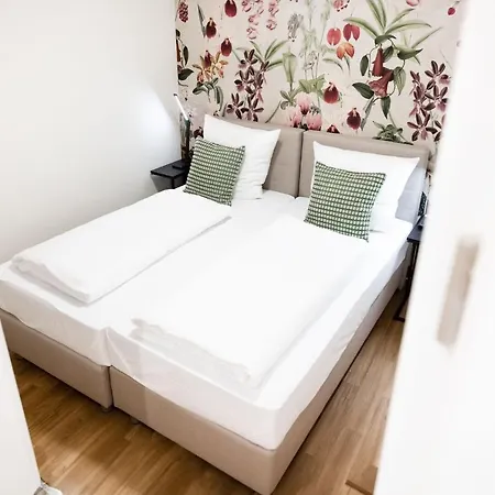 House Of Blooms 4* Fulda