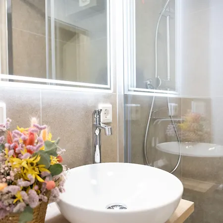 House Of Blooms 4* Fulda